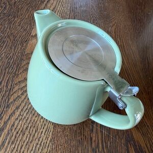 Stump Teapot with Nesting Infuser and Stainless Steel Lid